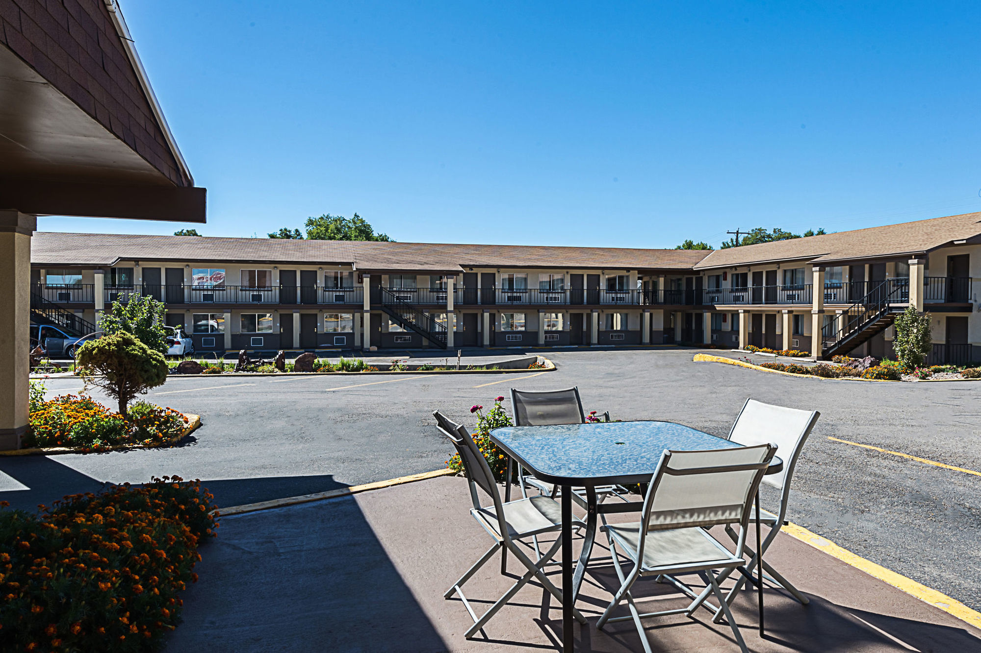 Econo Lodge Beaver Exterior photo