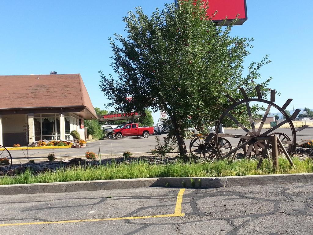 Econo Lodge Beaver Exterior photo