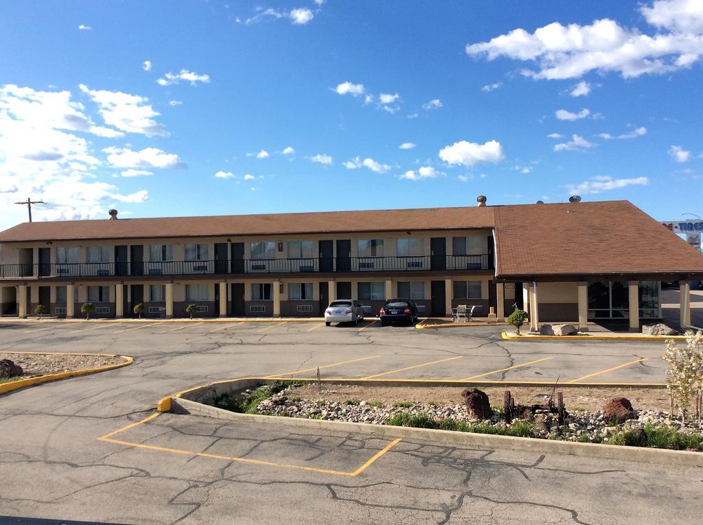 Econo Lodge Beaver Exterior photo